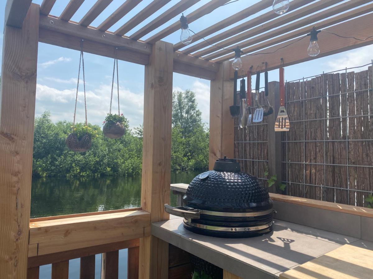 פינקפיין New - Private Residence With Sauna - On A Lake Near Amsterdam מראה חיצוני תמונה